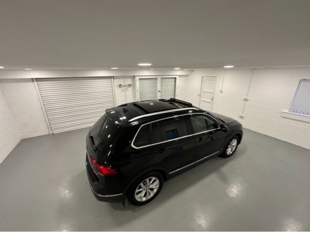 2020 Volkswagen Tiguan HIGHLINE 2.0 TDI MANUAL LOW KMS 150HP VW/AUDI SPECIALISTS WWW.DENISDARCYCARS.IE thumbnail
