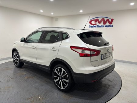 2015 Nissan Qashqai 1.5 DCI TEKNA 110PS 5DR**FULL LEATHER**PAN ROOF** €8,995 thumbnail