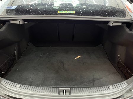 2016 Mercedes-Benz C Class - thumbnail 8