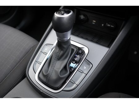 2023 Hyundai Kona - thumbnail 10