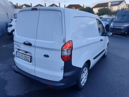 2022 Ford Transit Courier Trend 1.5TD 100PS M6 3DR €12,000 thumbnail