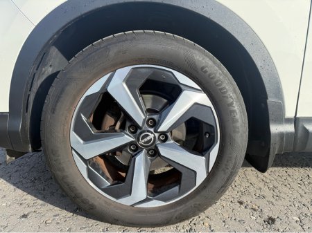 2020 Nissan Qashqai - thumbnail 9