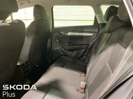 2025 Skoda Karoq Selection 2.0TDI 115bhp €35,950 thumbnail