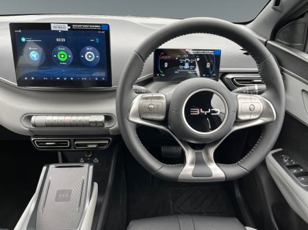 2026 BYD Dolphin Surf Surf Comfort 43kWh €26,400 thumbnail