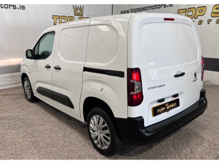 2019 Peugeot Partner PROFESSIONAL L1 B €12,800