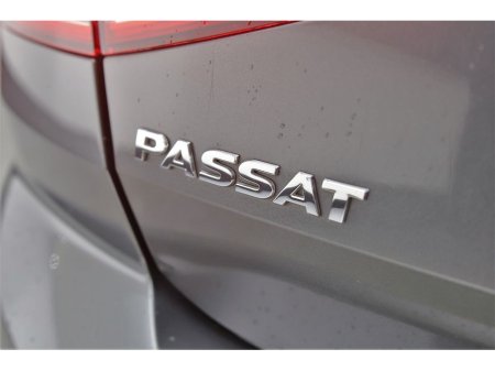 2016 Volkswagen Passat 1.6 TDI COMFORTLINE 120BHP M6F 6SPD €13,890 thumbnail