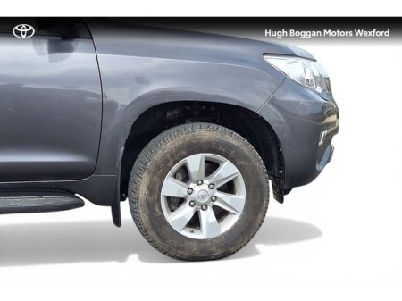 2023 Toyota Landcruiser - photo 6