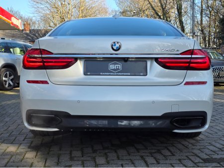 2017 BMW 7 Series - thumbnail 14