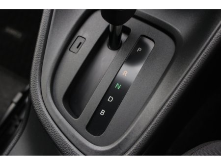 2020 Toyota Yaris - thumbnail 16