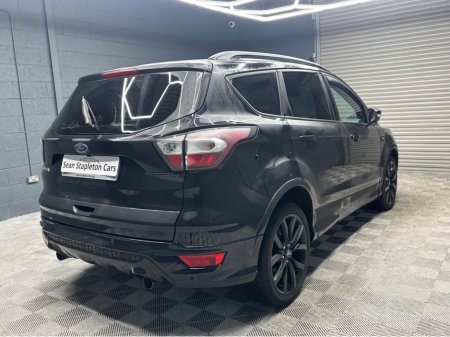 2018 Ford Kuga 1.5 TDCI 120PS FW FWD 4DR ST-LINE €18,500 thumbnail