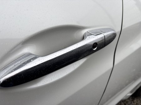 2019 Honda Vezel  €19,950 thumbnail