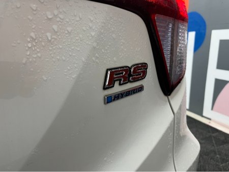 2017 Honda Vezel €16950! 2017 HONDA VEZEL RS HYBRID SENSING 1.5 AUTOMATIC / CRUISE CONTROL / REVERSE CAMERA / HEATED SEATS / PADDLE SHIFTERS AND MORE €16,950 thumbnail