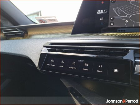 2025 Peugeot 5008 TOP SPEC ! BEV 73kwh 210hp GT ! €58,900 thumbnail