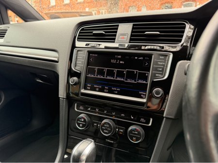 2016 Volkswagen Golf - thumbnail 21