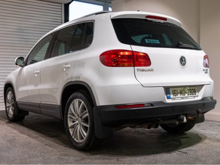 2016 Volkswagen Tiguan - thumbnail 6