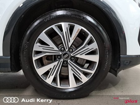 2025 Audi Q4 e-tron - thumbnail 9