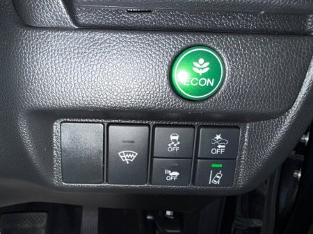 2018 Honda Fit - thumbnail 18