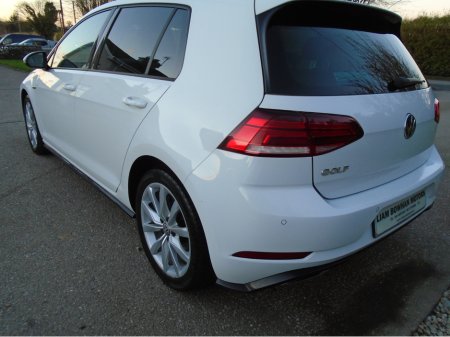 2018 Volkswagen Golf - thumbnail 11