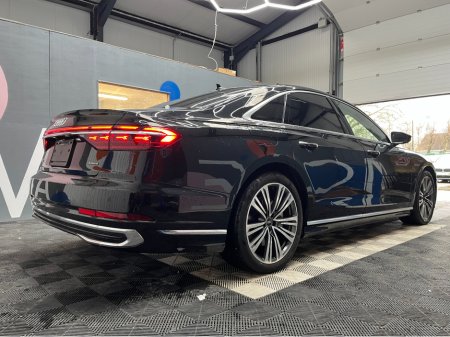 2024 Audi A8 - thumbnail 7