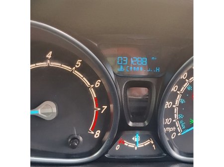 2015 Ford Fiesta - thumbnail 9