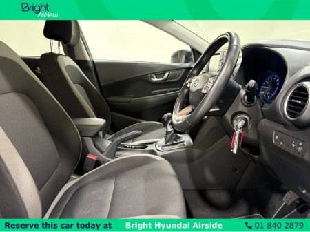 2020 Hyundai Kona KAUAI EXECUTIVE 5DR €19,950 thumbnail