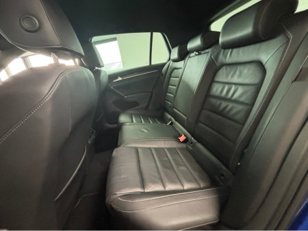 2014 Volkswagen Golf - thumbnail 11