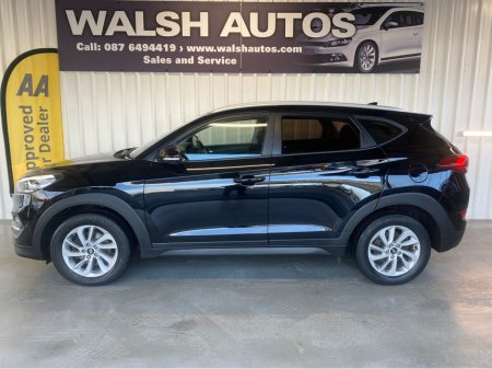 2017 Hyundai Tucson 1.7 SE NAV BLD 116PS 5DR €12,950 thumbnail