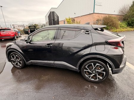 2017 Toyota C-HR  €19,000 thumbnail