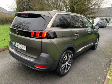 2019 Peugeot 5008 1.5 ALLURE BLUE HDI 130HP S/S 5DR €18,995 thumbnail