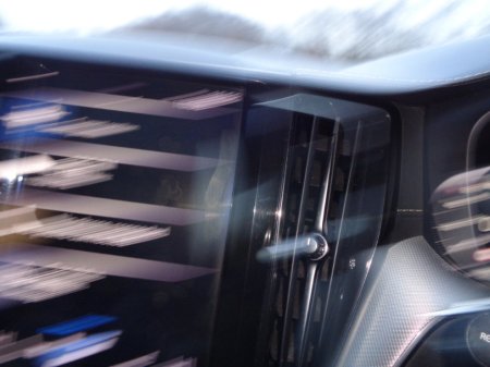 2018 Volvo XC60 - thumbnail 16