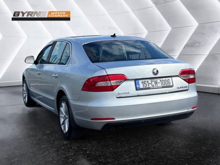 2015 Skoda Superb Ambition 1.6tdi 105HP 4DR €5,995