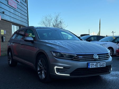 2017 Volkswagen Passat 1.4 TSI DSG 150HP GTE €13,450 thumbnail