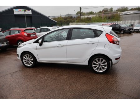 2017 Ford Fiesta - thumbnail 6