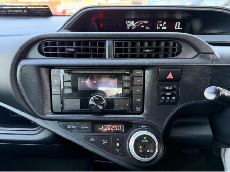 2017 Toyota Aqua - thumbnail 17