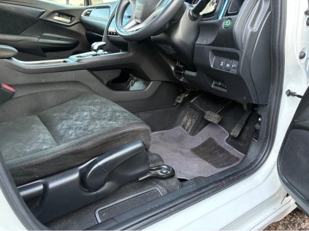 2018 Honda Shuttle DAA-GP7 5DR AUTO €11,950 thumbnail