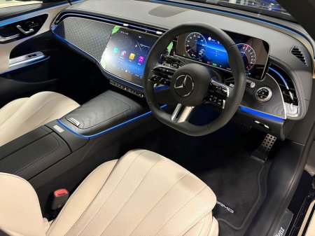 2025 Mercedes-Benz E Class 300e AMG LINE EDITION PLUS HYBRID €77,995 thumbnail