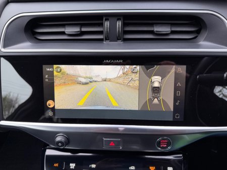 2024 Jaguar I-Pace - thumbnail 13