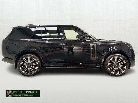2026 Land Rover Range Rover - view 3