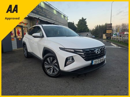 2023 Hyundai Tucson - view 3