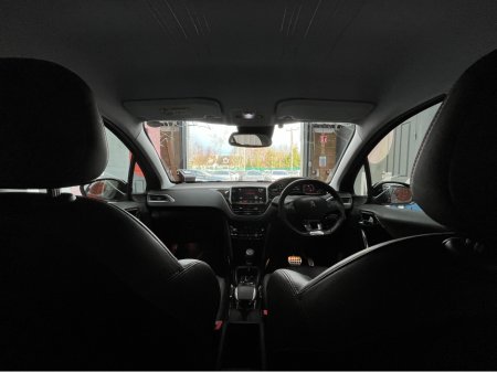 2018 Peugeot 2008 2018 PEUGEOT 2008 GT LINE 1.2 AUTOMATIC / CRUISE CONTROL / REVERSE CAMERA AND MORE €14,950 thumbnail