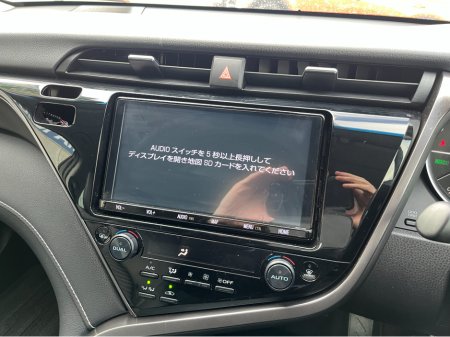 2019 Toyota Camry - thumbnail 17