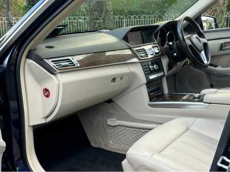 2013 Mercedes-Benz E Class E220 CDI  SE 4DR AUTO €10,950 thumbnail