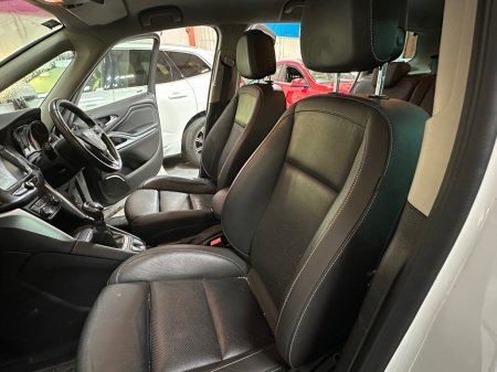 2018 Vauxhall Zafira - thumbnail 11