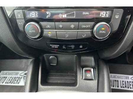 2017 Nissan Qashqai - thumbnail 27