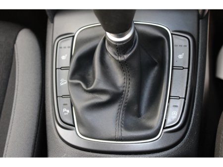 2019 Hyundai Kona 1.0 T-GDI Executive €17,950 thumbnail