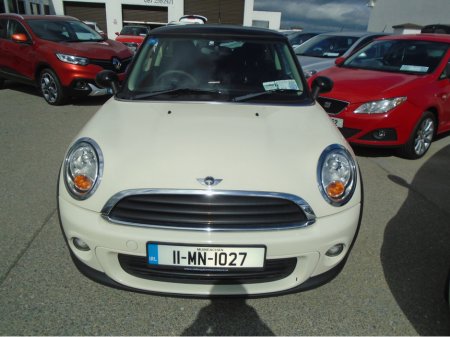 2011 MINI Hatch - thumbnail 4