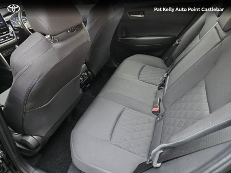 2023 Toyota Corolla Cross COROLLA CROSS LUNA 2.0 €32,500 thumbnail