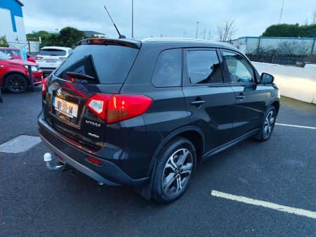 2019 Suzuki Vitara 1.6 DDiS SZ5 ALLGRIP MT €19,950 thumbnail