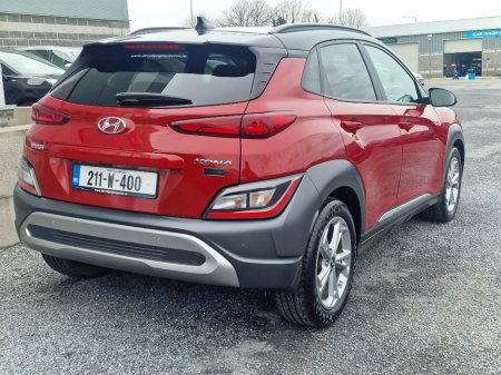2021 Hyundai Kona Kauai Executive Plus 2tone 5DR €19,950 thumbnail