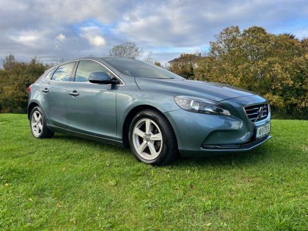 2014 Volvo V40 D2 SE €9,950